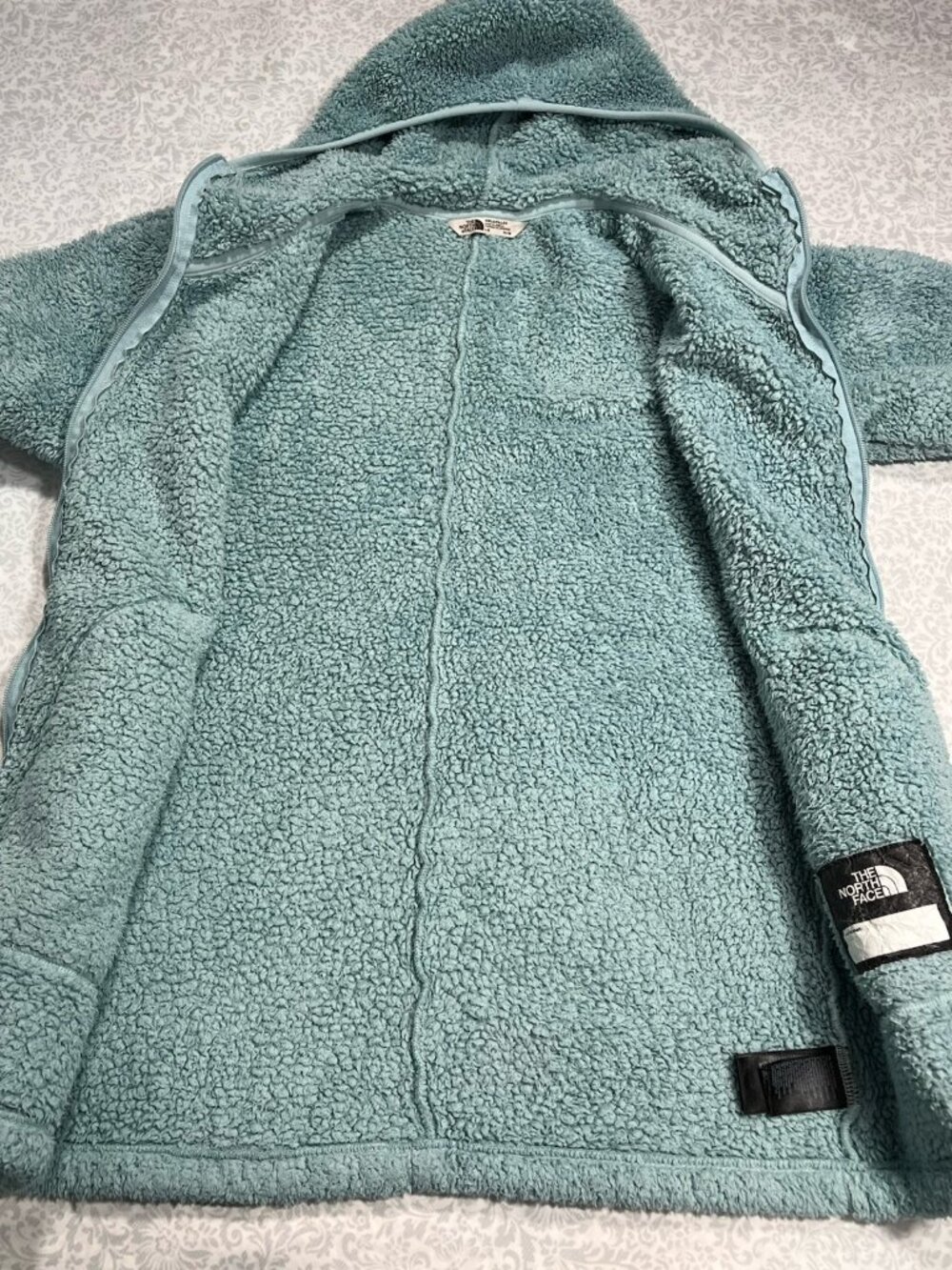 The North Face Youth Girls Campshire Crew Sage Green Size Large 14-16 Fuzzy - Picture 6 of 15